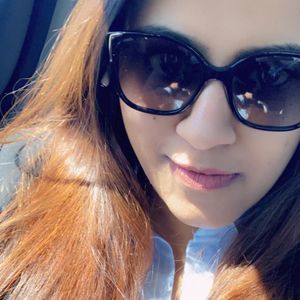 Meet your Posher, Shruti